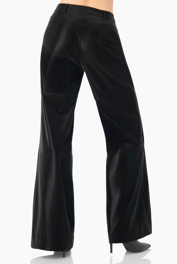 Pantalon semi campana liso