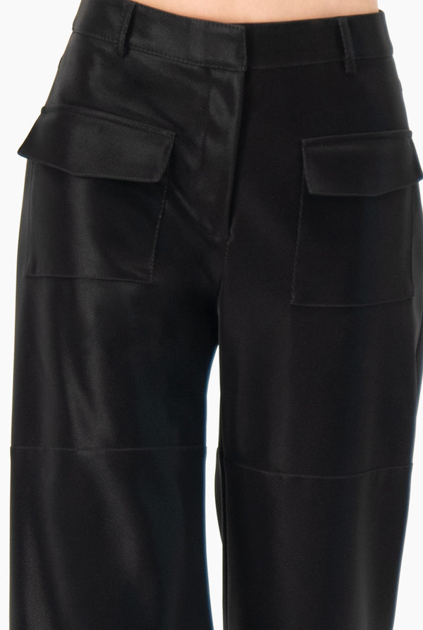 Pantalon semi campana liso