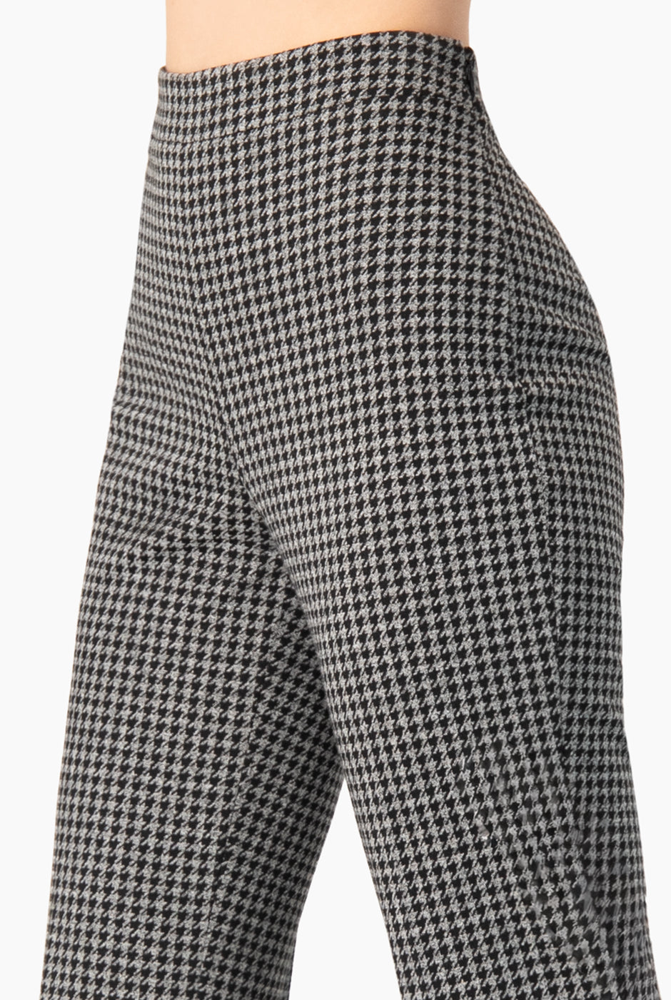 Pantalón acampanado negro sin bolsas con estampado de pata de gallo