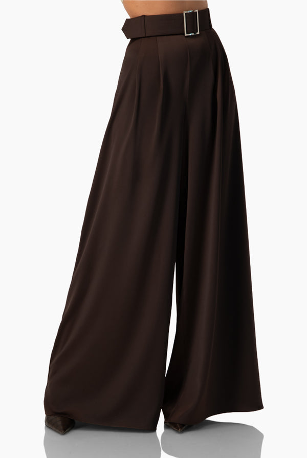 Pantalon amplio cafe