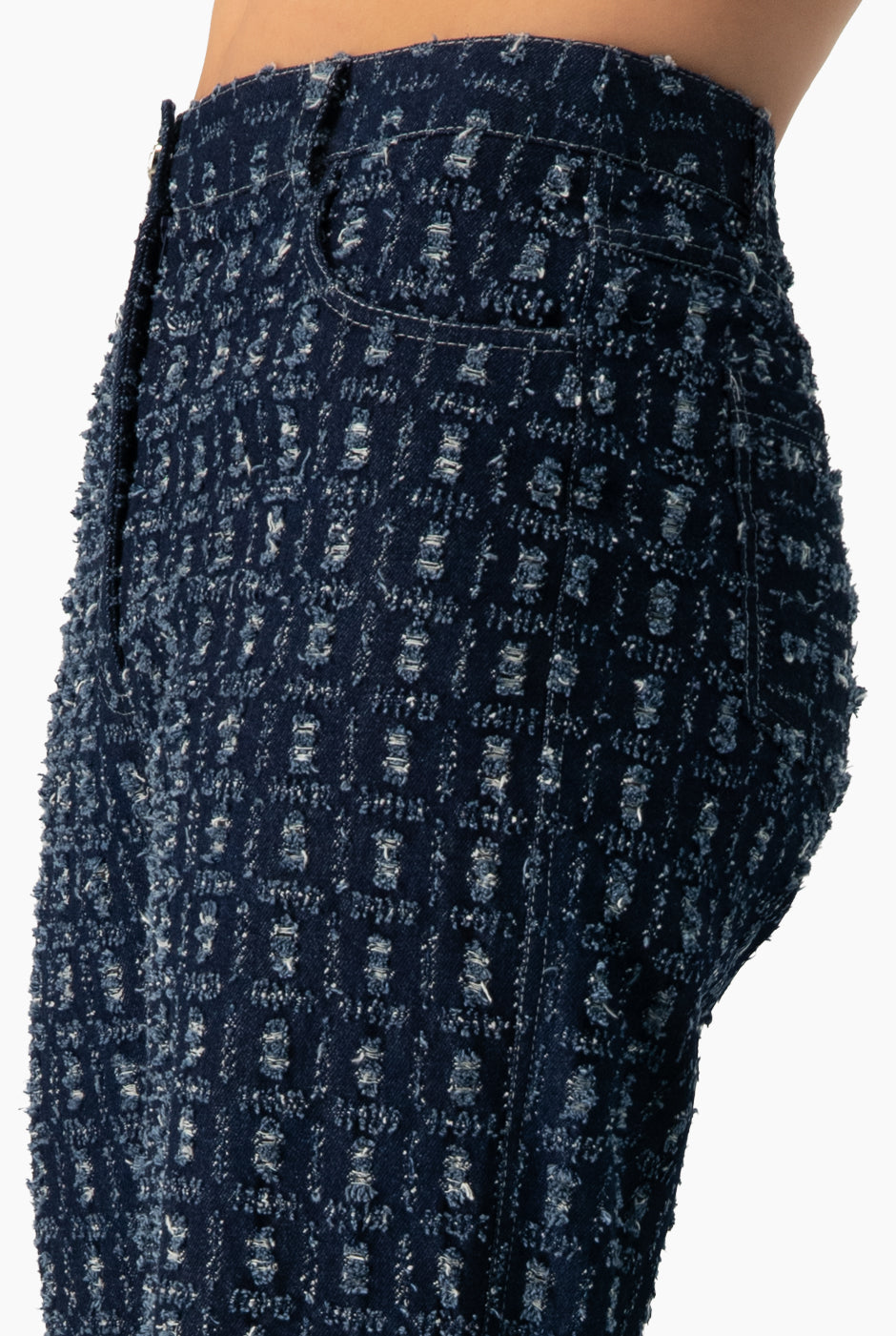 Pantalón denim recto azul marino con bolsillos