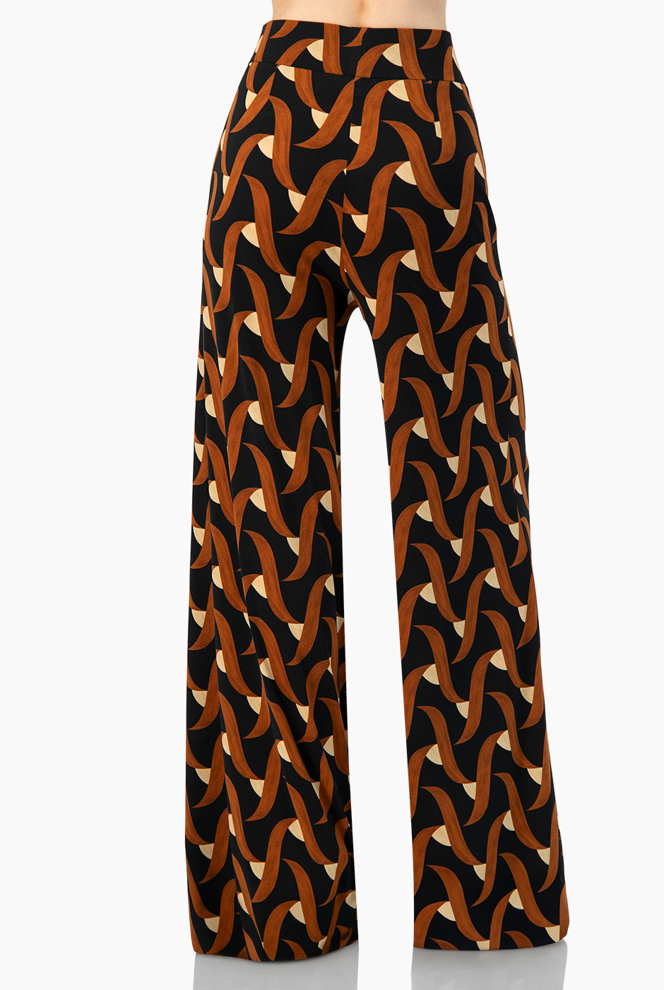 Pantalón amplio multicolor con estampado geométrico