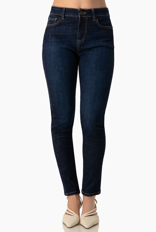 Jeans skinny de un boton