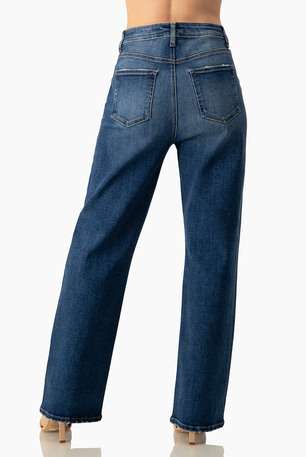 Jeans mom con destruccion