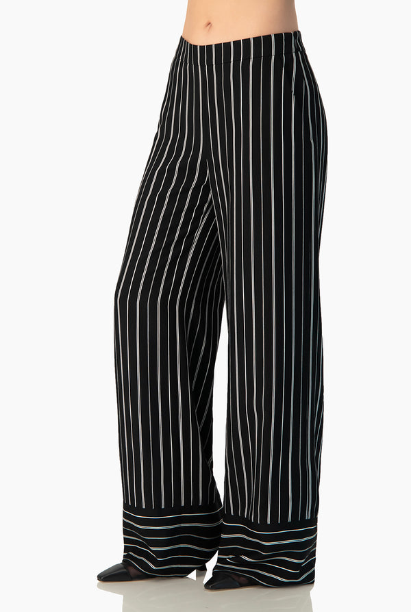 Pantalon a rayas pierna amplia