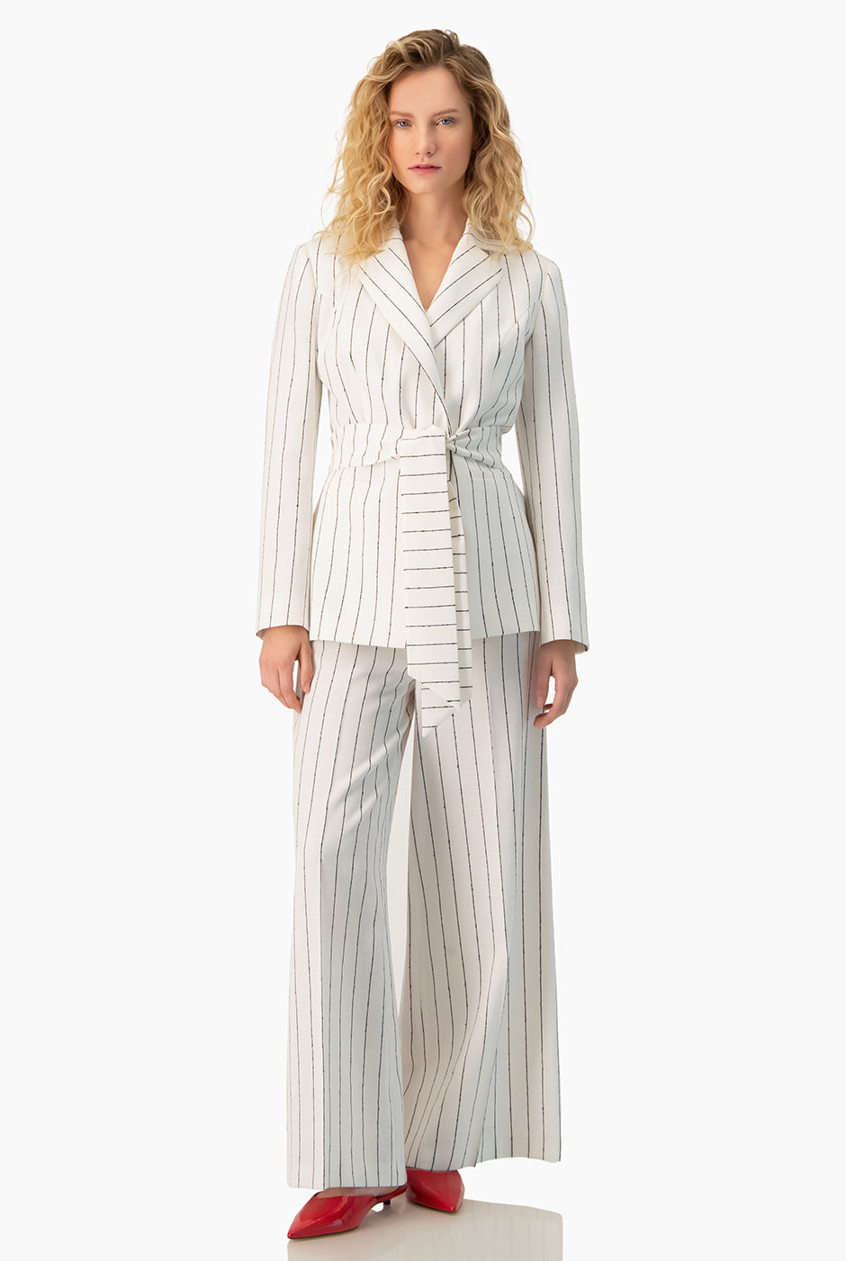 Pantalón culotte blanco con rayas verticales