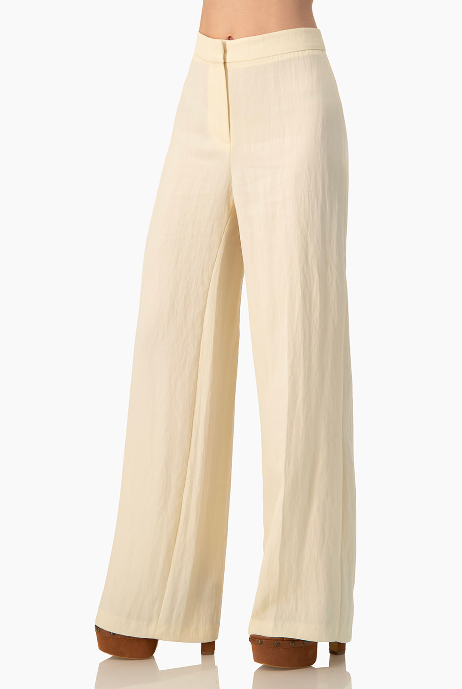 Pantalón recto marfil sin bolsillos, elegante