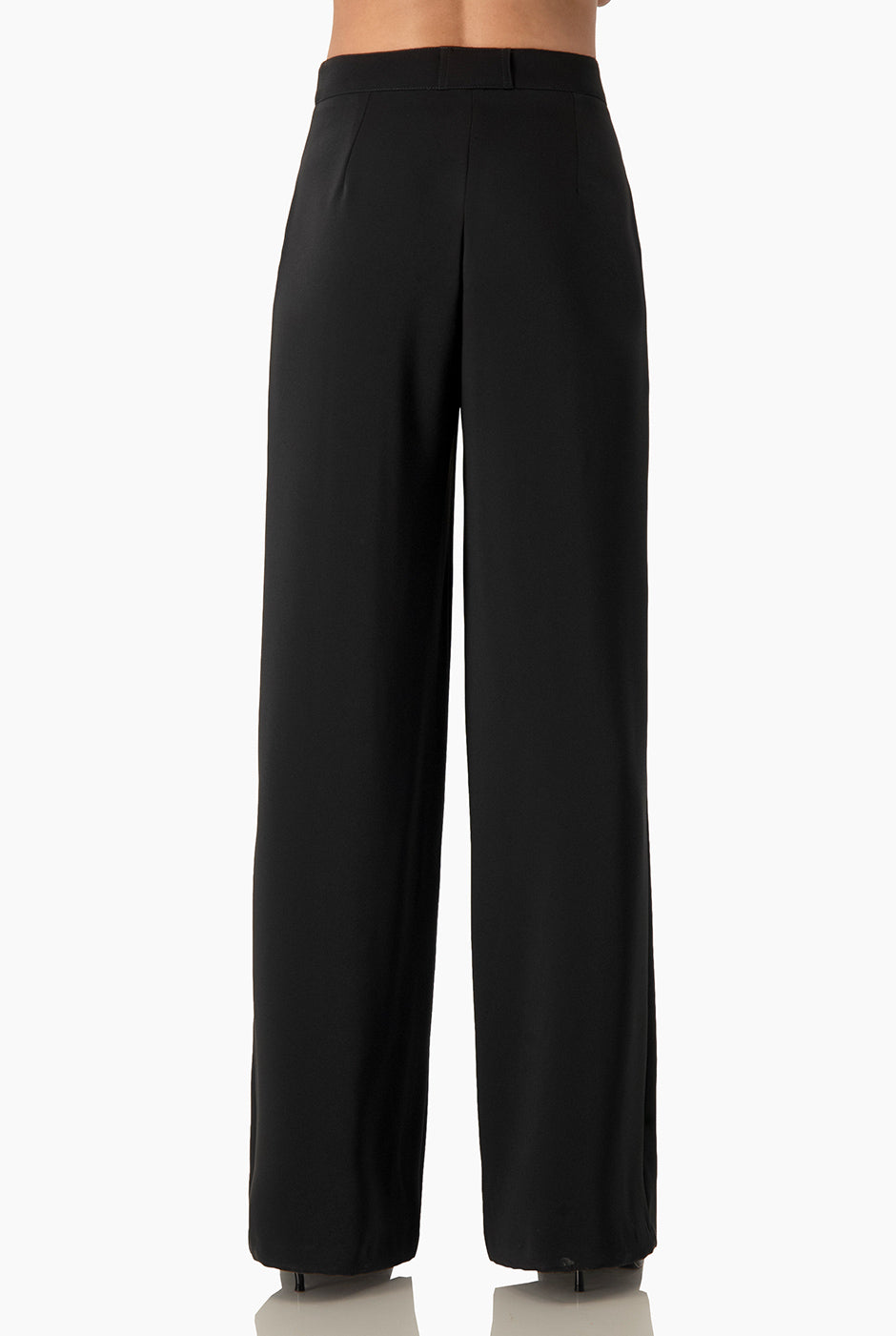 Pantalón negro Ivonne de pierna ancha con bolsillos