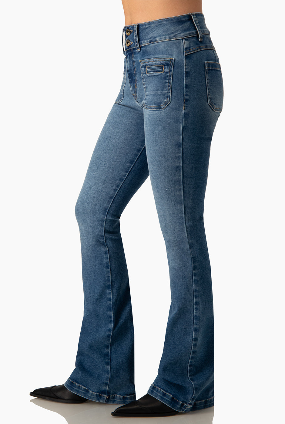 Jeans Ivonne azul marino con doble botón y bolsillos