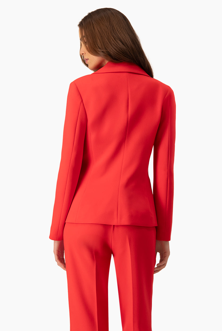 Saco Liso Rojo Sastreado Elegancia y Versatilidad