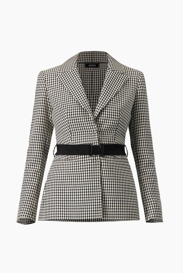 Saco con bolsillos y cinturon