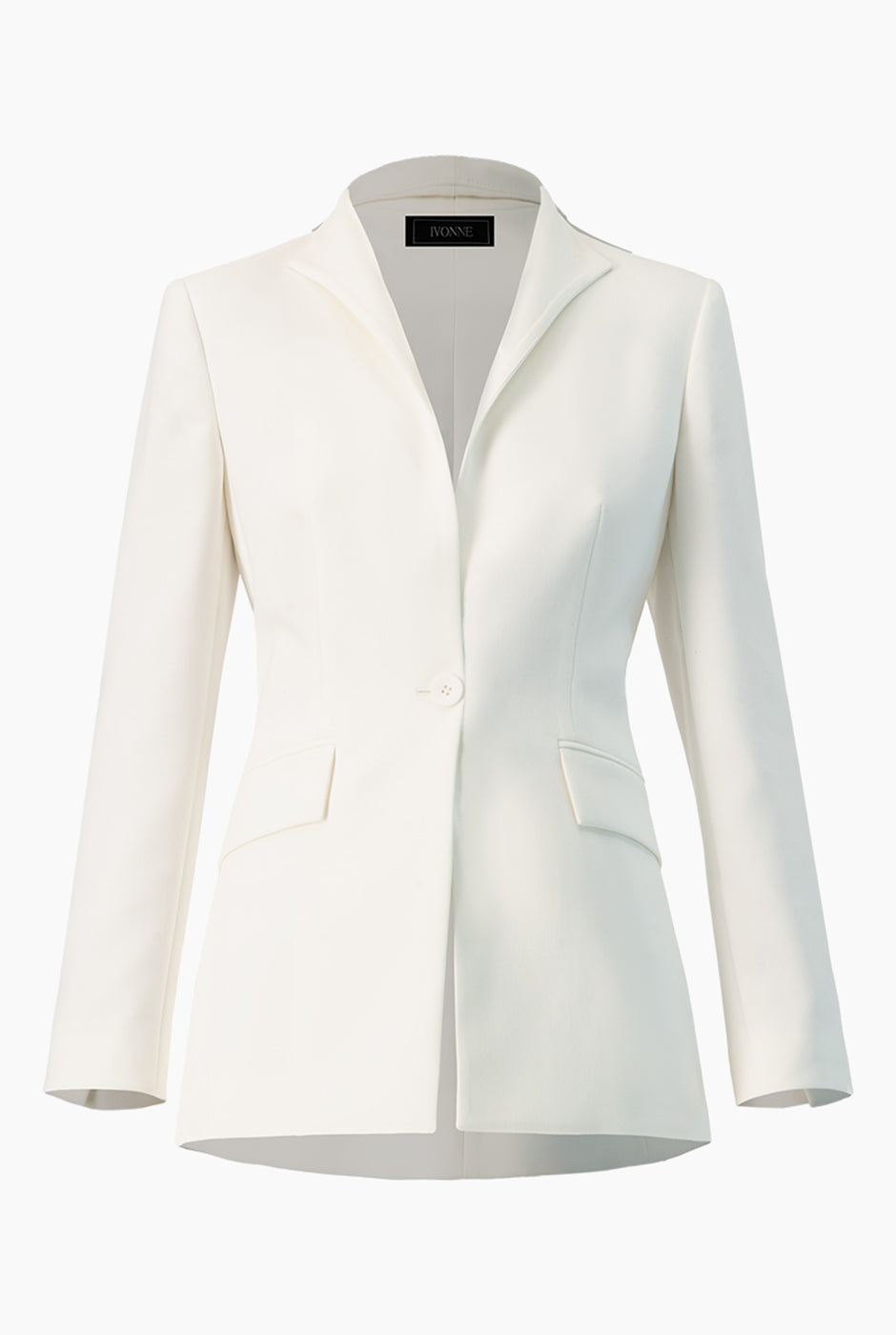 Saco blazer marfil de un botón con solapas clásicas