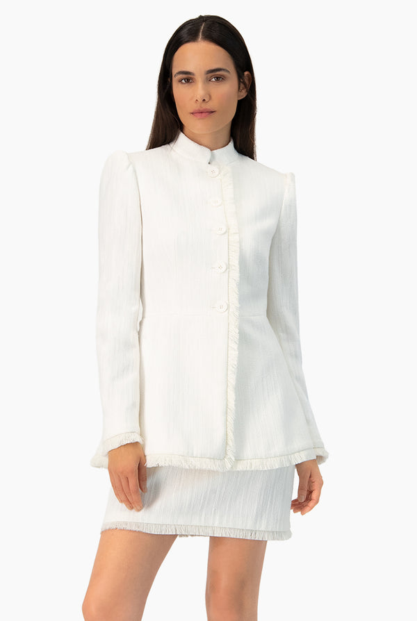 Saco de botones con flecos en bajo