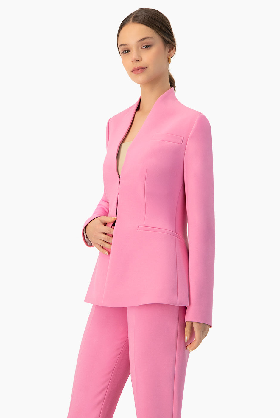 Saco rosa sin solapa con bolsillos, elegante y entallado