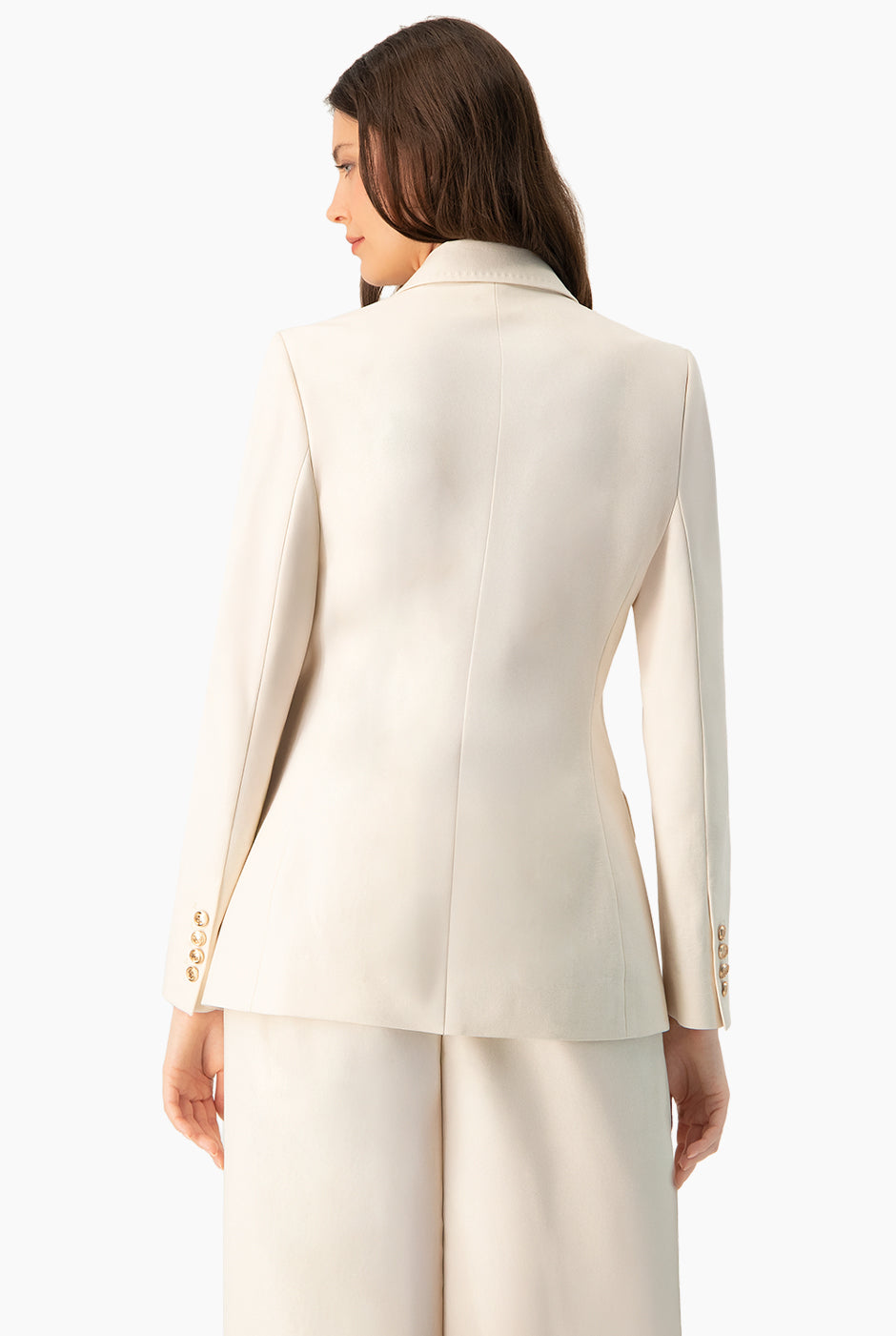 Blazer marfil de cruce sencillo con un botón y bolsillos