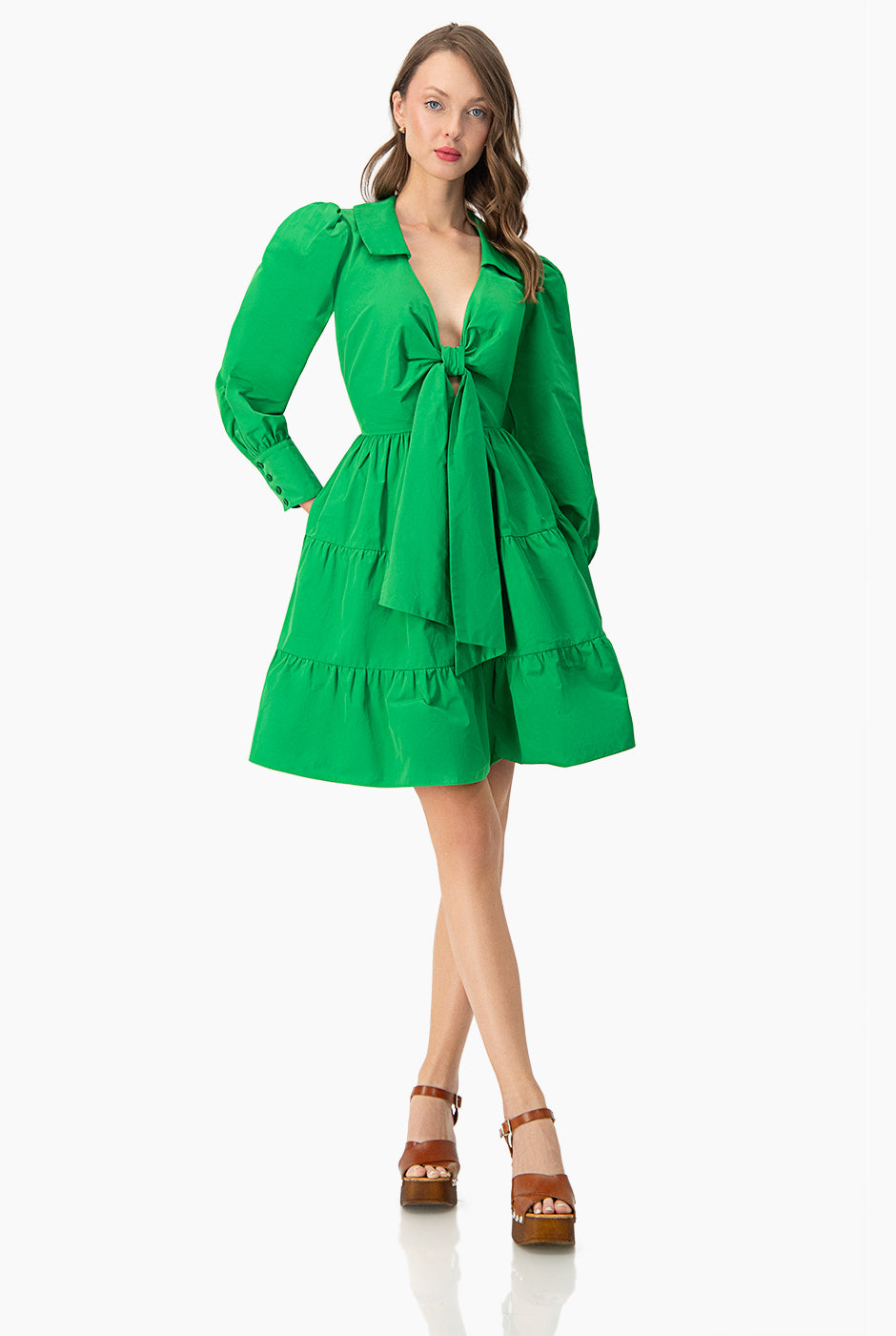 Vestido niveles moño camisero verde