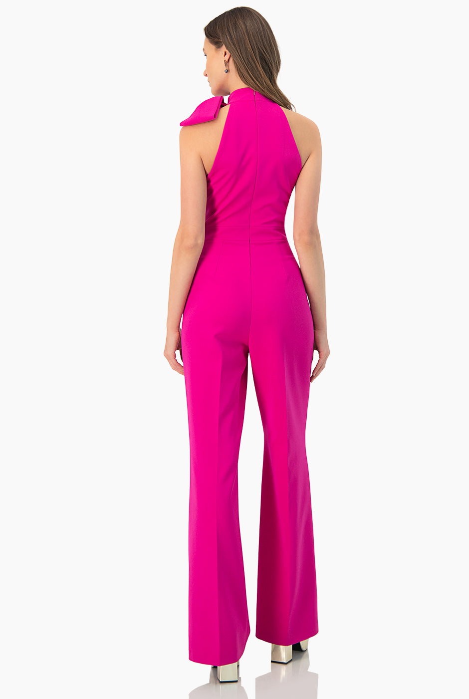 Jumpsuit en tono fucsia sin mangas