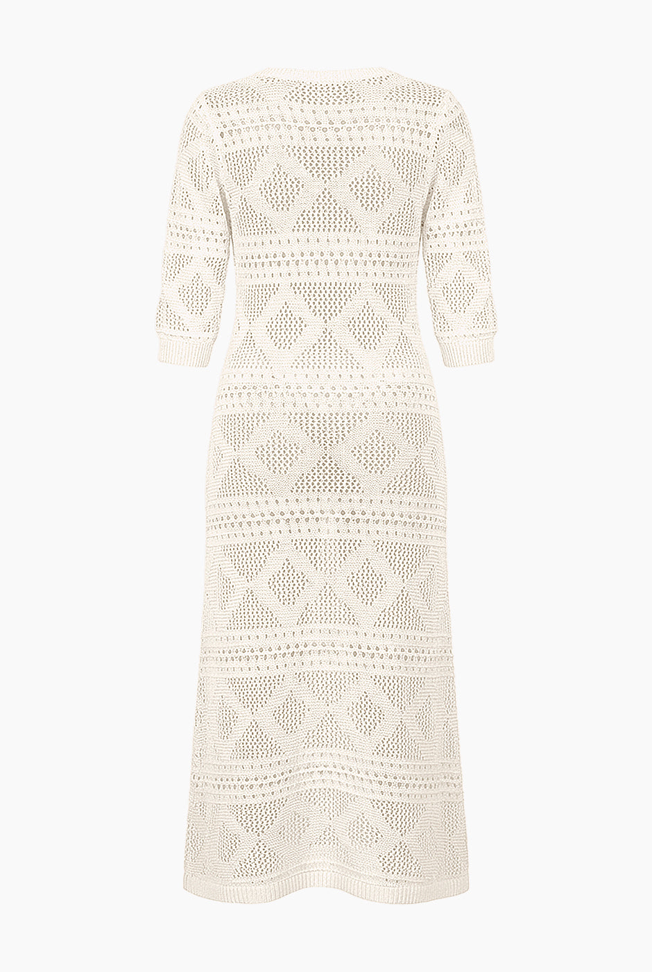 Vestido Off-White calado, largo, con cuello en V y mangas tres cuartos.