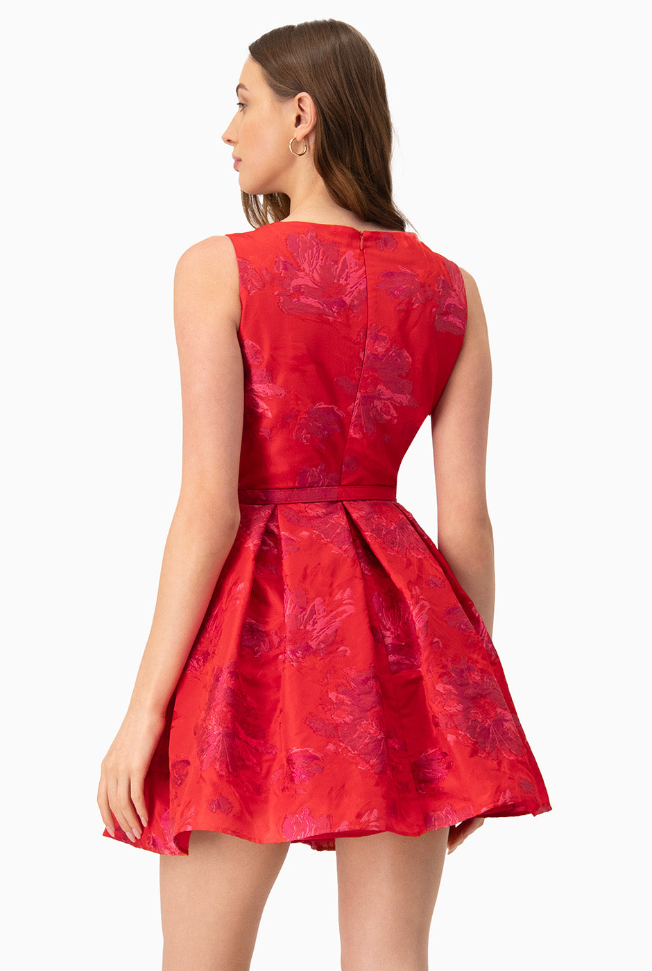 Vestido rojo corto sin mangas con cinturón y estampado floral