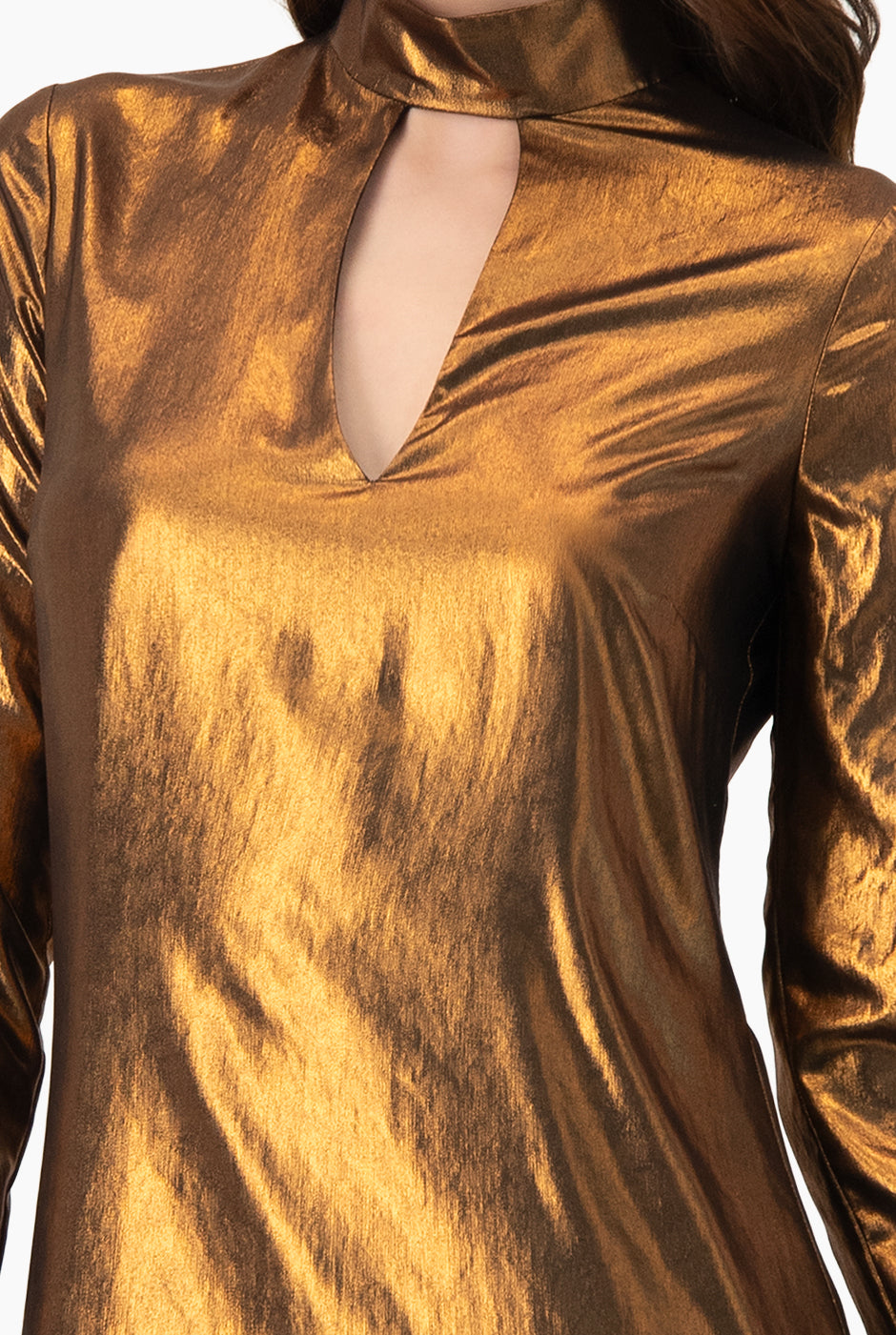 Vestido corto cobre con escote tipo gota y manga larga