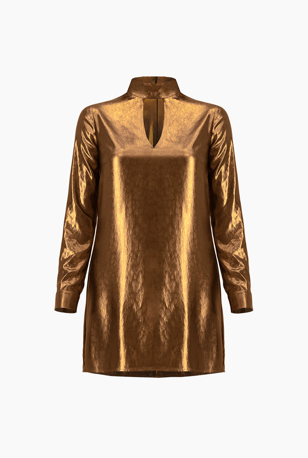 Vestido corto de escote tipo gota