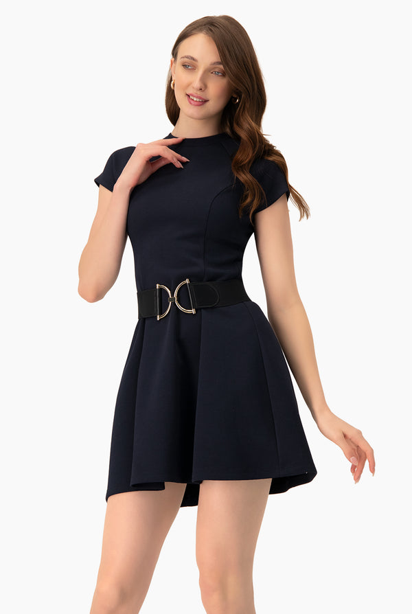 Vestido corto liso linea A