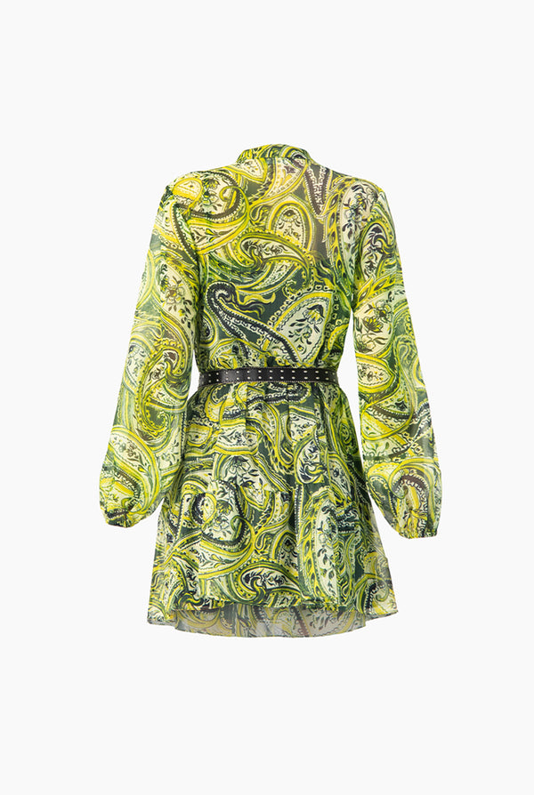 Vestido corto y manga larga