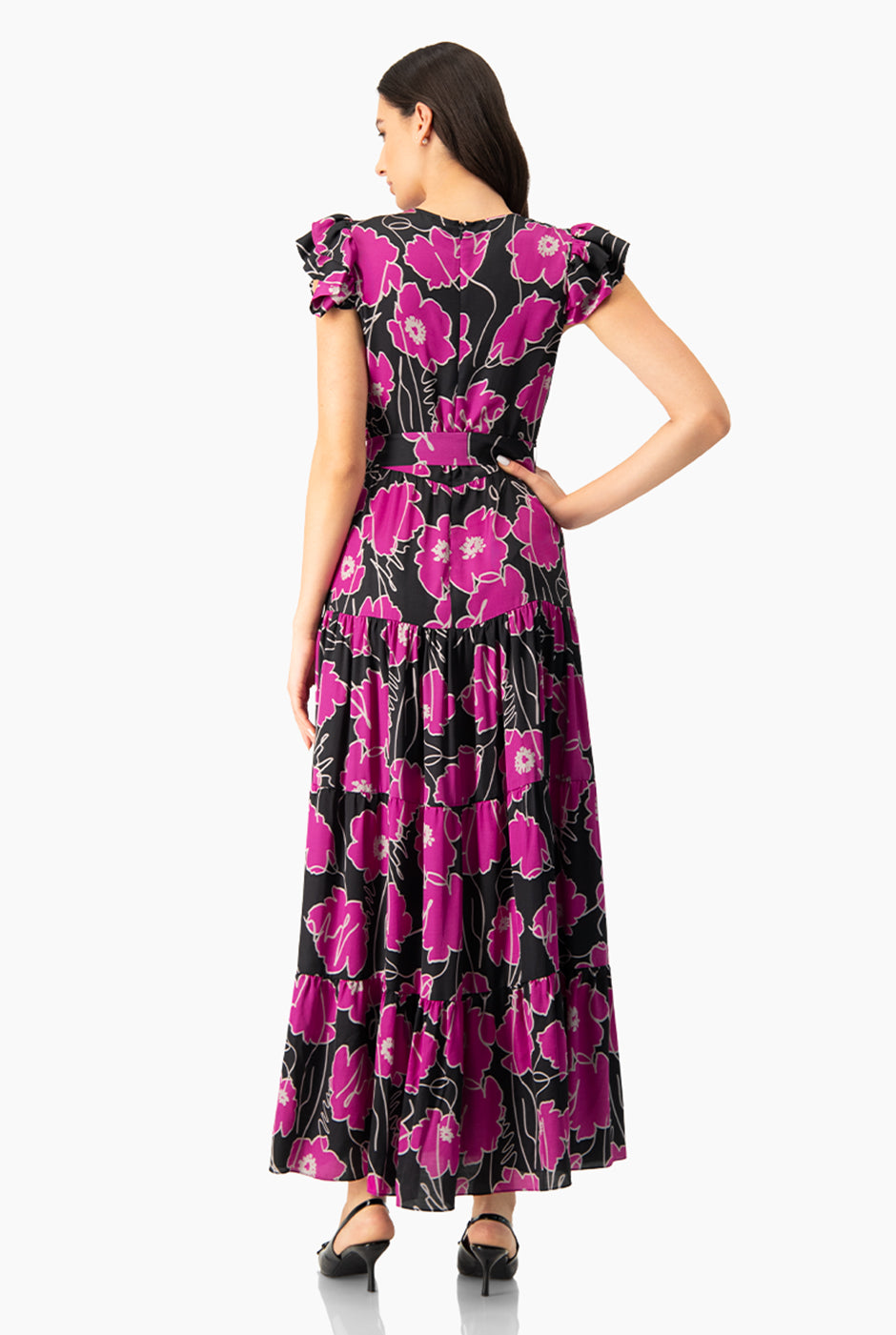Vestido maxi fucsia con estampado floral y cinturón