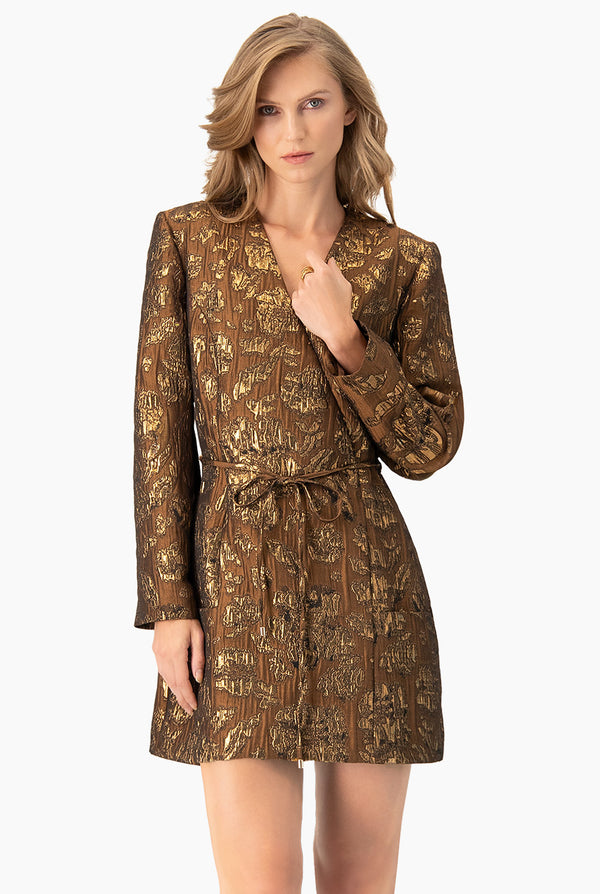 Vestido corto escote V y bolsillos