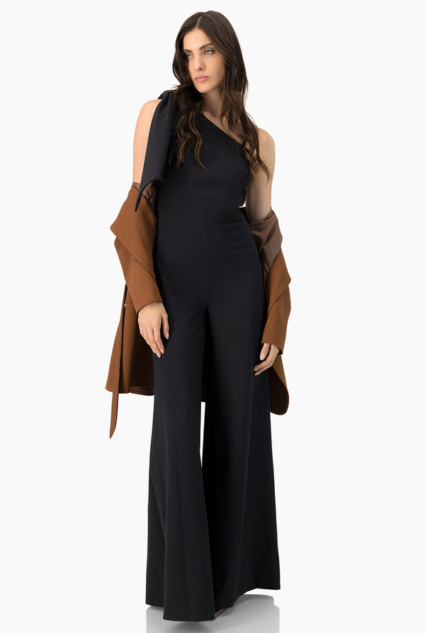 Jumpsuit negro de un hombro