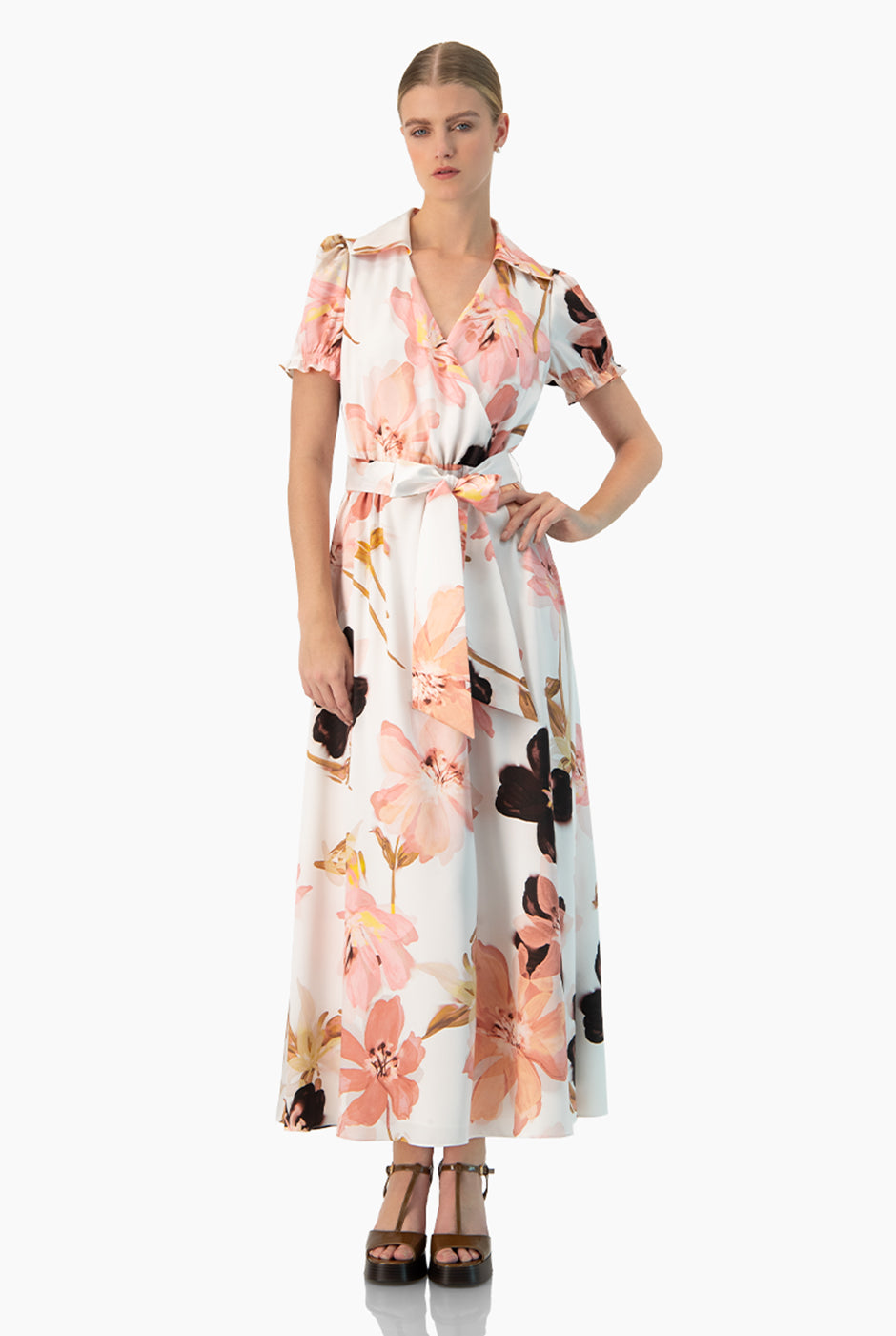 Vestido maxi estampado multicolor con escote en V y cinturón