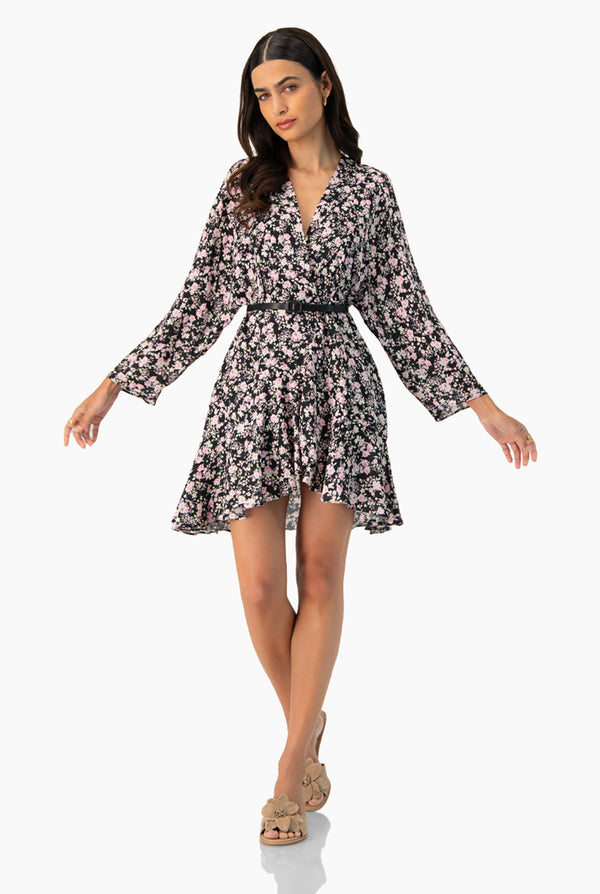 Vestido floreado corto escote en V