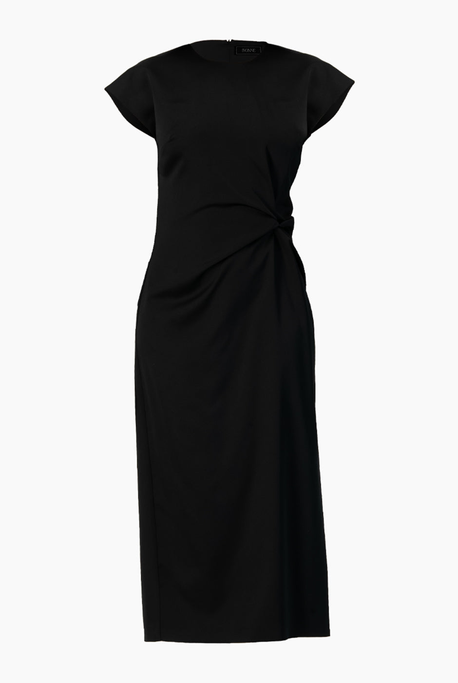 Vestido negro de hombro caído con nudo en la cintura y abertura trasera