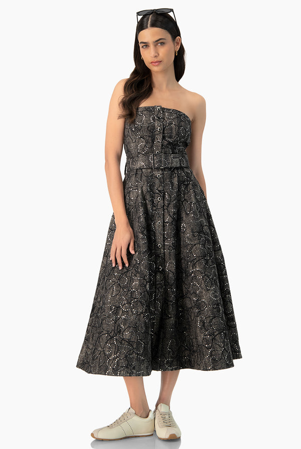 Vestido midi strapless