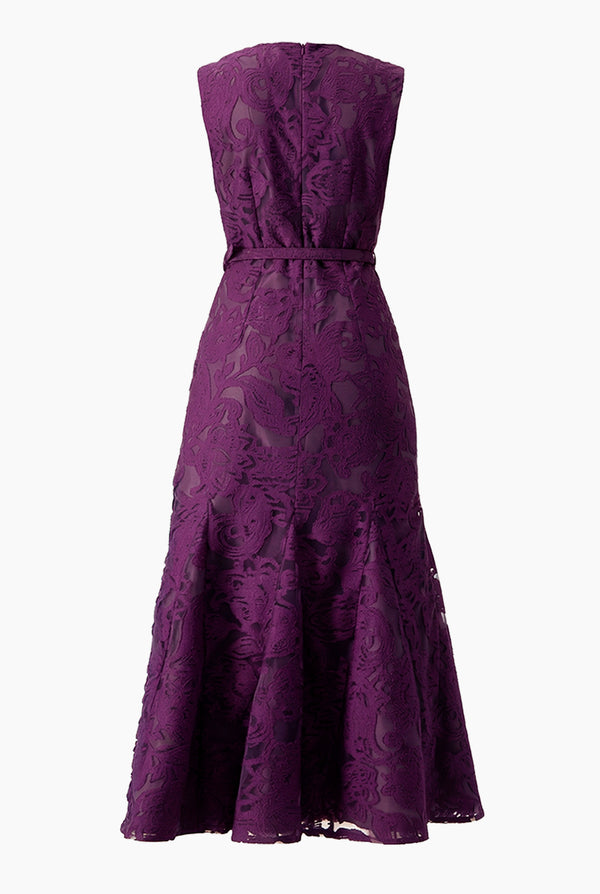 Vestido morado largo sin mangas