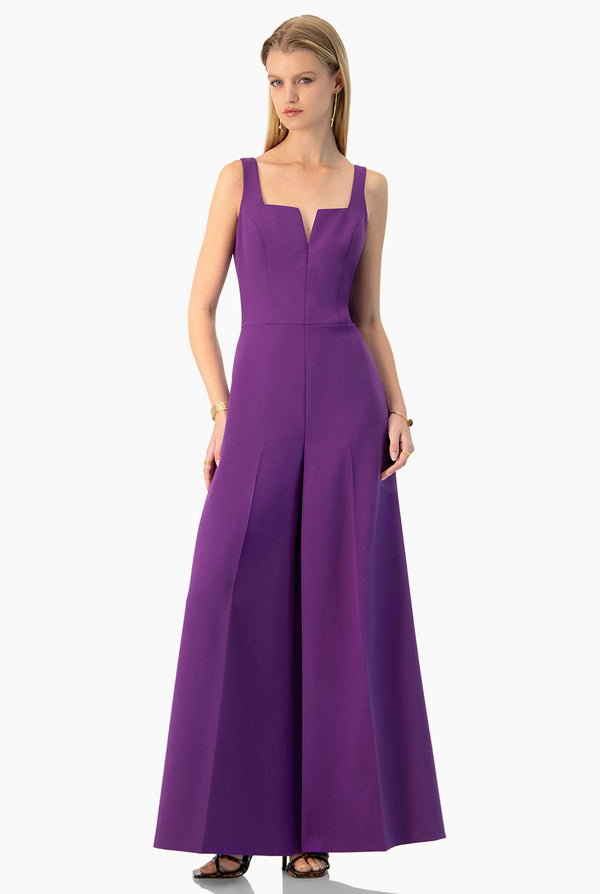 Jumpsuit amplio en tono morado
