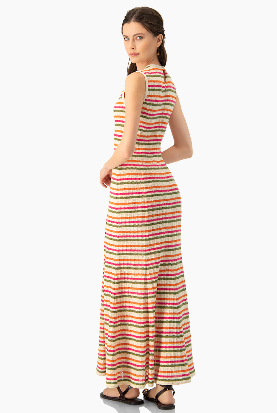 Vestido largo multicolor sin mangas con estampado de rayas