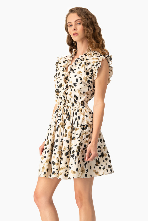 Vestido corto estampado y volantes
