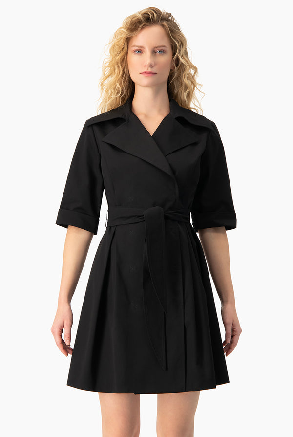 Vestido corto cruzado negro