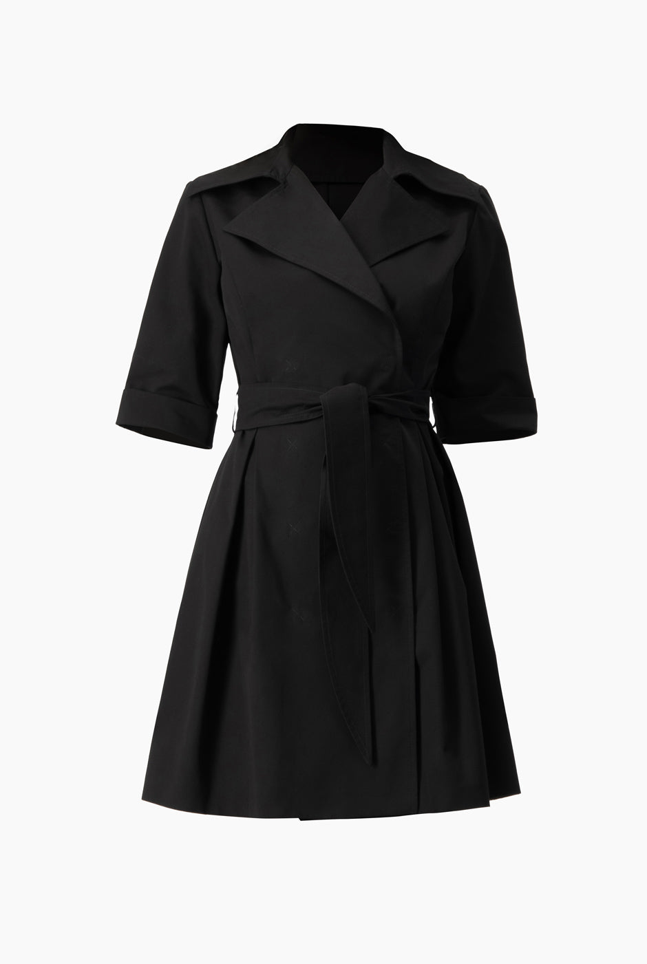 Vestido corto cruzado negro con cinta y solapas