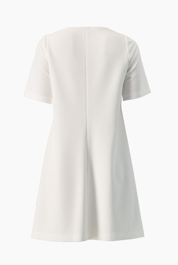 Vestido blanco corto linea A