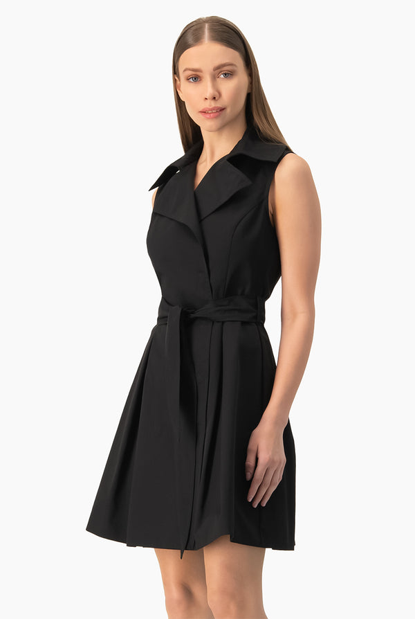 Vestido sin mangas cruzado negro