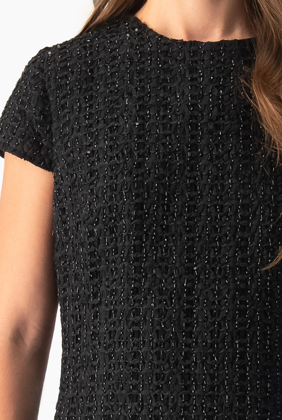 Vestido Ivonne corto negro con detalle de chaquira