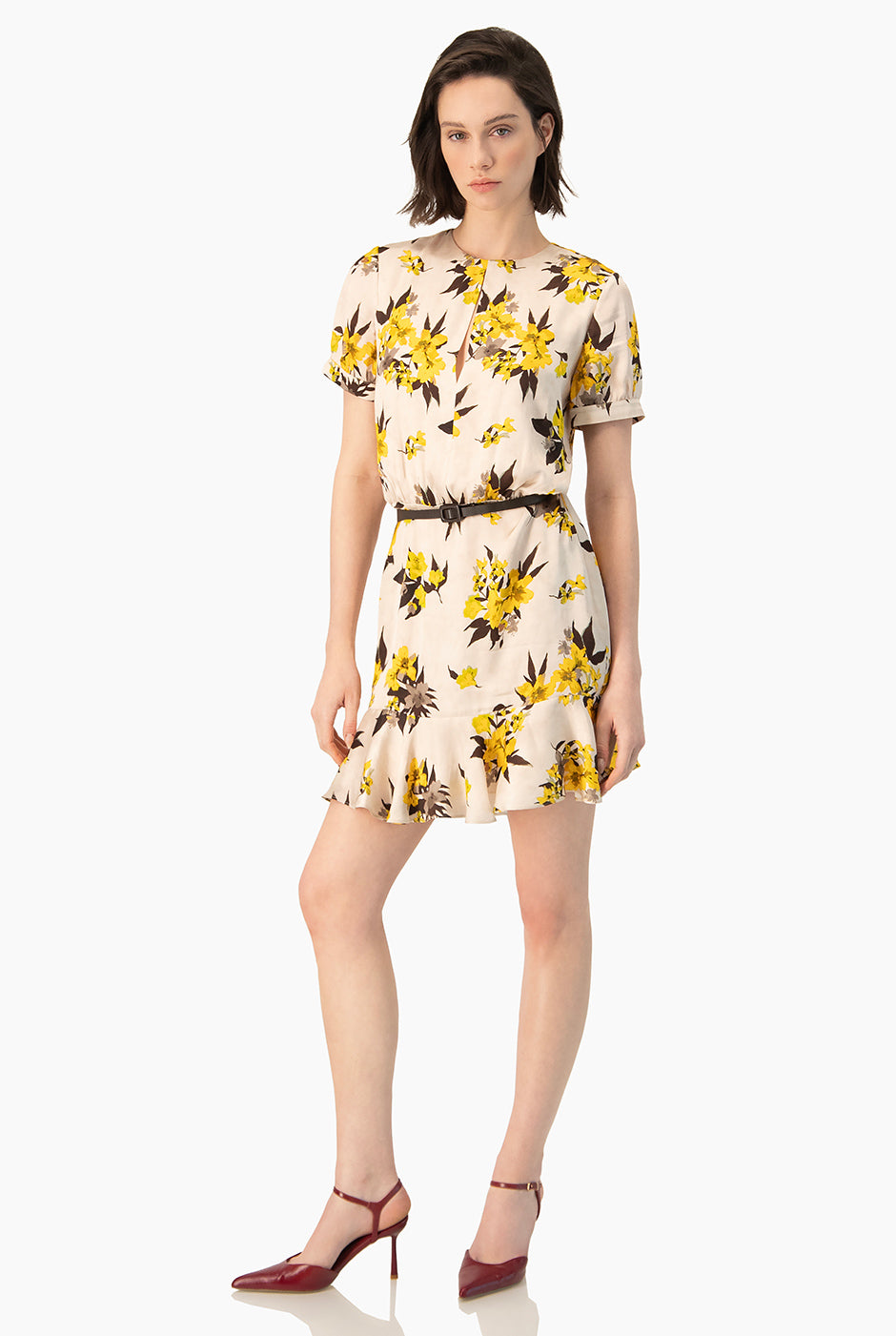 Vestido corto Ivonne con estampado floral y cinturón delgado