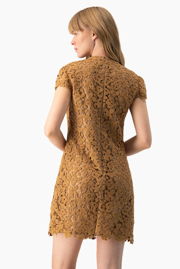 Vestido corto Ivonne de manga corta