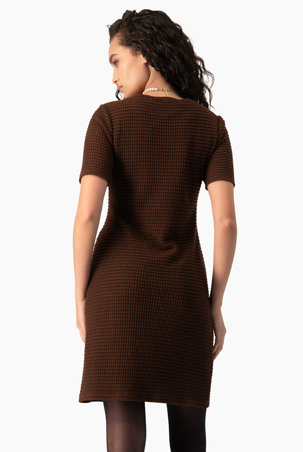 Vestido tejido Ivonne corto cafe