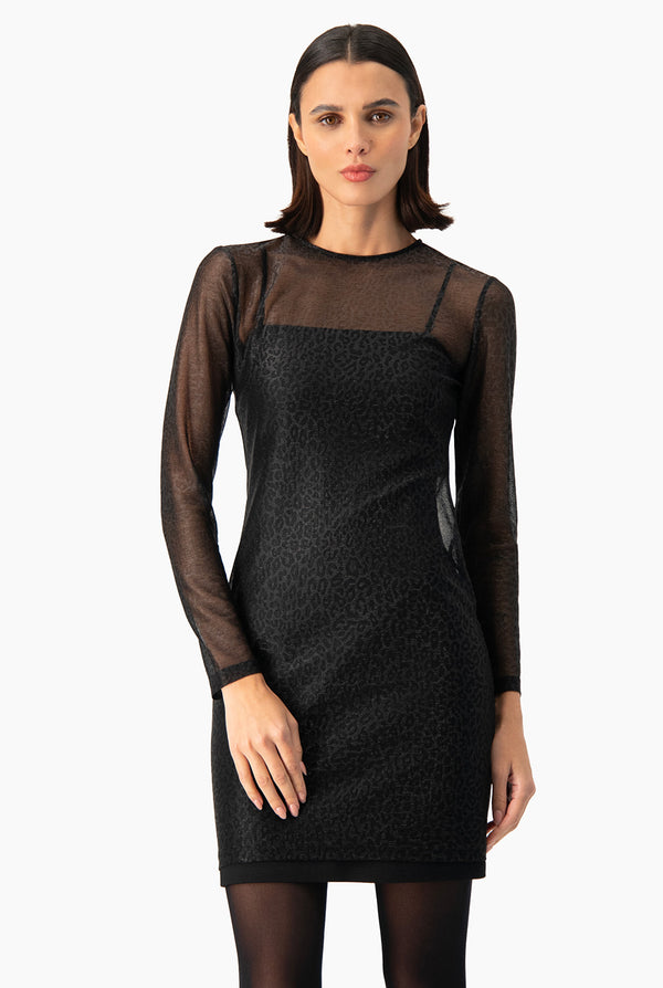 Vestido Ivonne corto en tono negro
