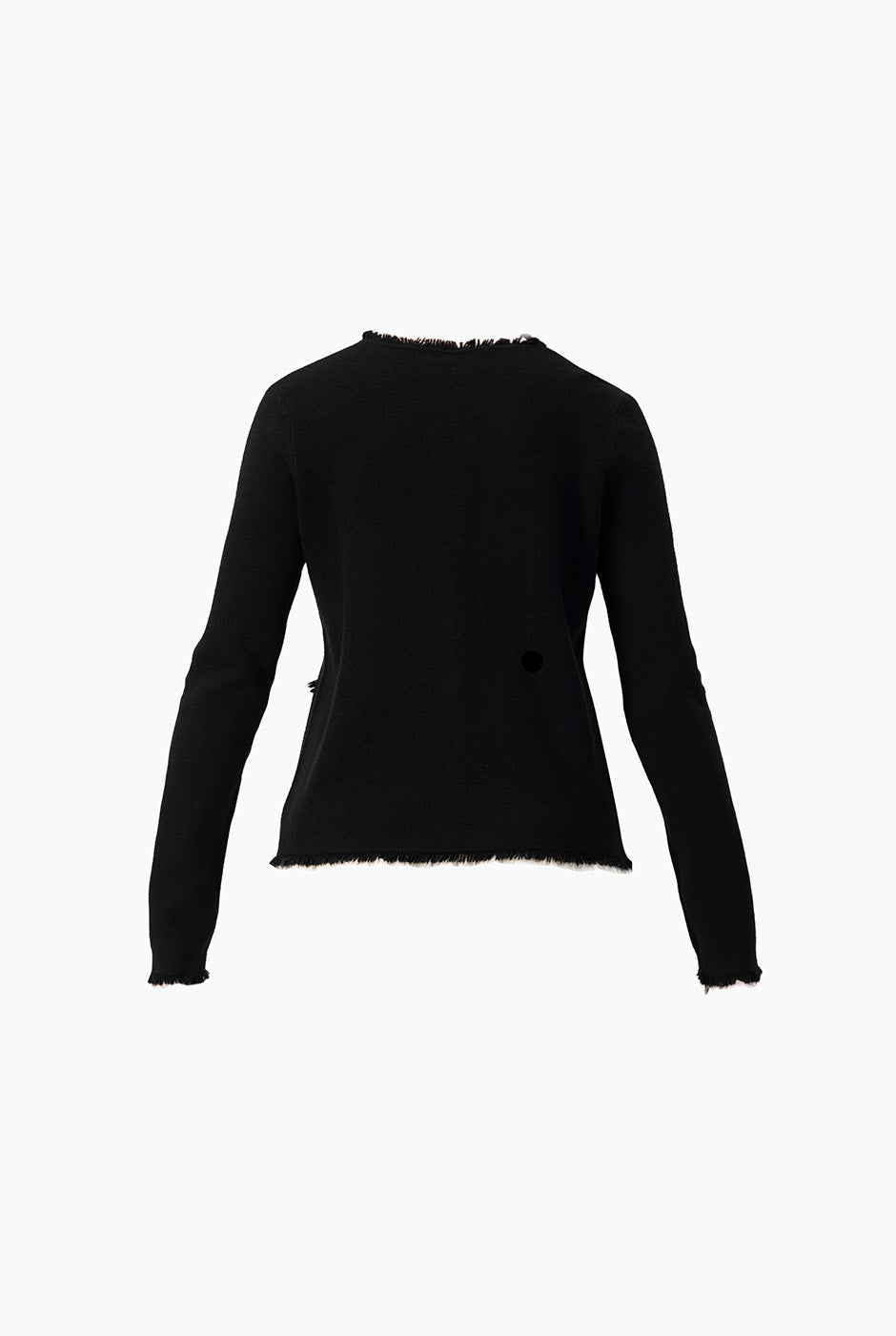 Suéter negro con botones metálicos y bordes decorativos