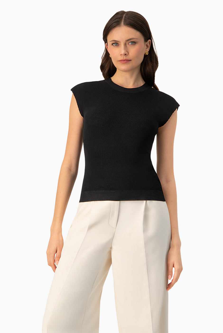 Pullover tejido ligero negro sin mangas