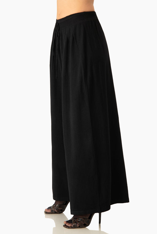 Set Black Knitted